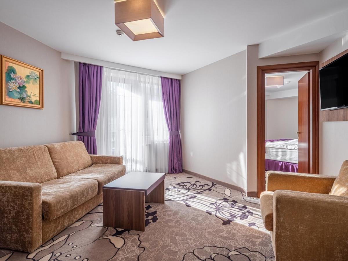 פויאנה ברשוב Hotel Miruna - New Belvedere מראה חיצוני תמונה